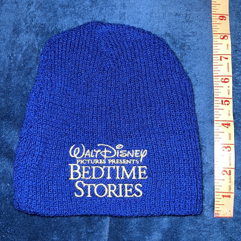 Walt Disney: Bedtime Stories Beanie - Picture 3 of 3